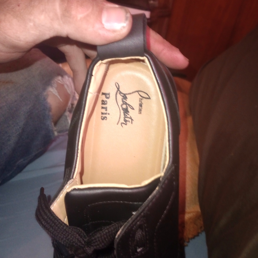 Men's shoes